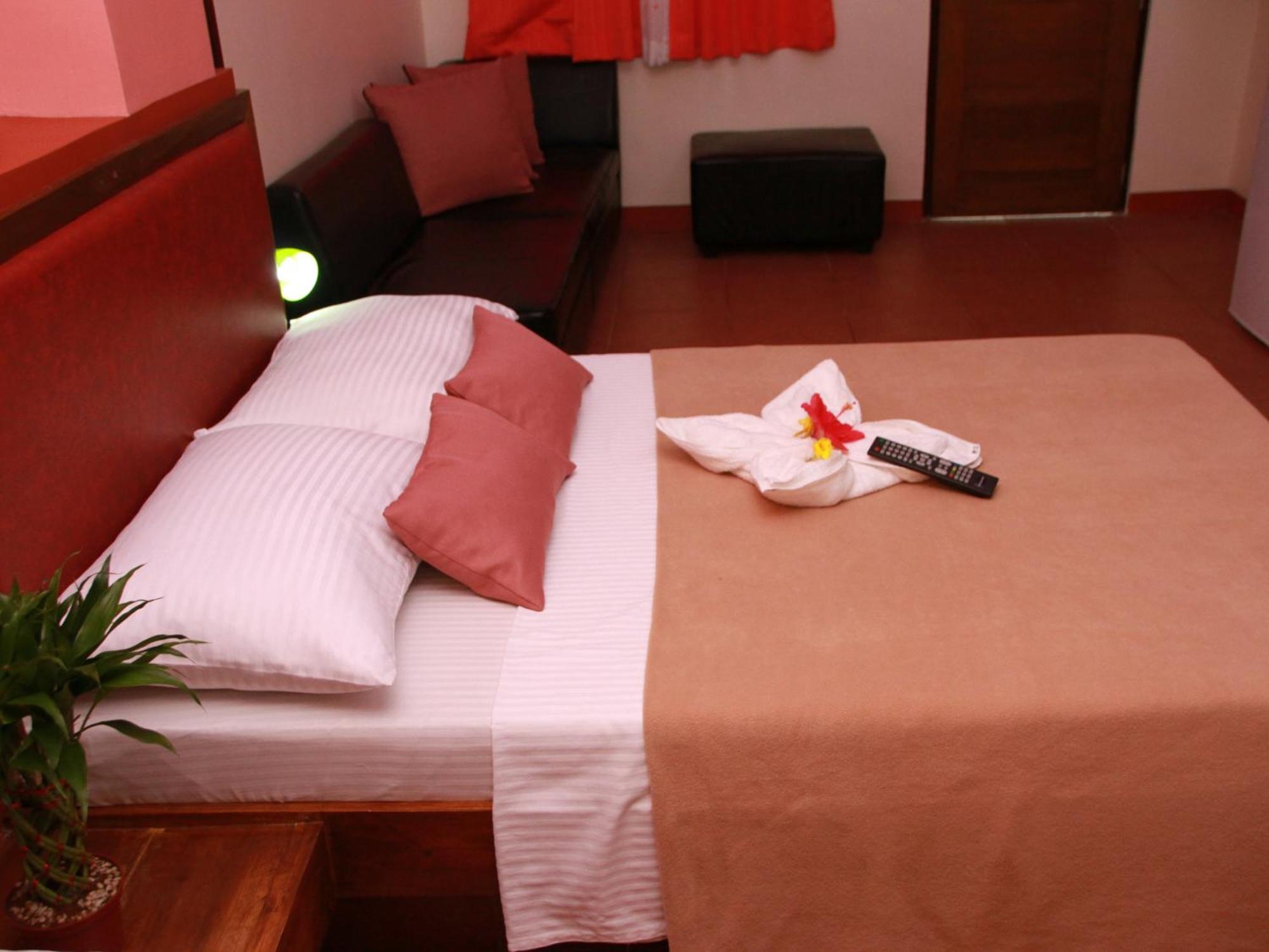 Badladz Beach And Dive Resort Puerto Galera Habitación foto